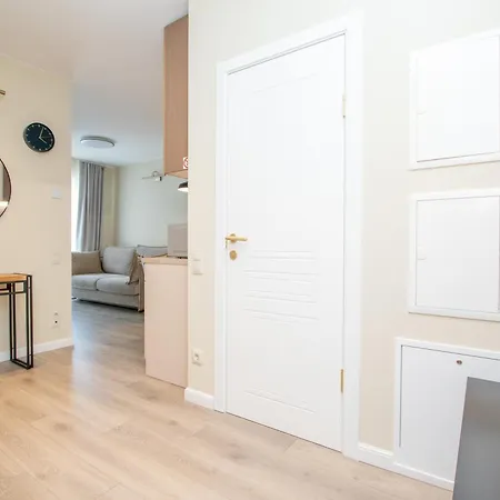 Center Karoso Apartment, Free Parking