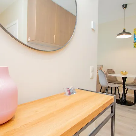 Apartment Center Karoso Apartment, Free Parking *